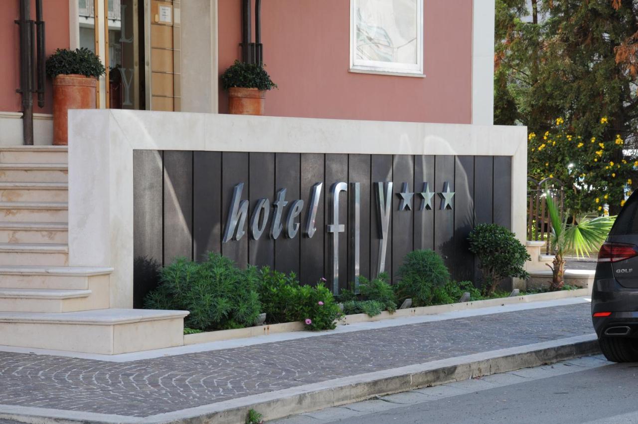 Hotel Fly Casoria Exterior foto