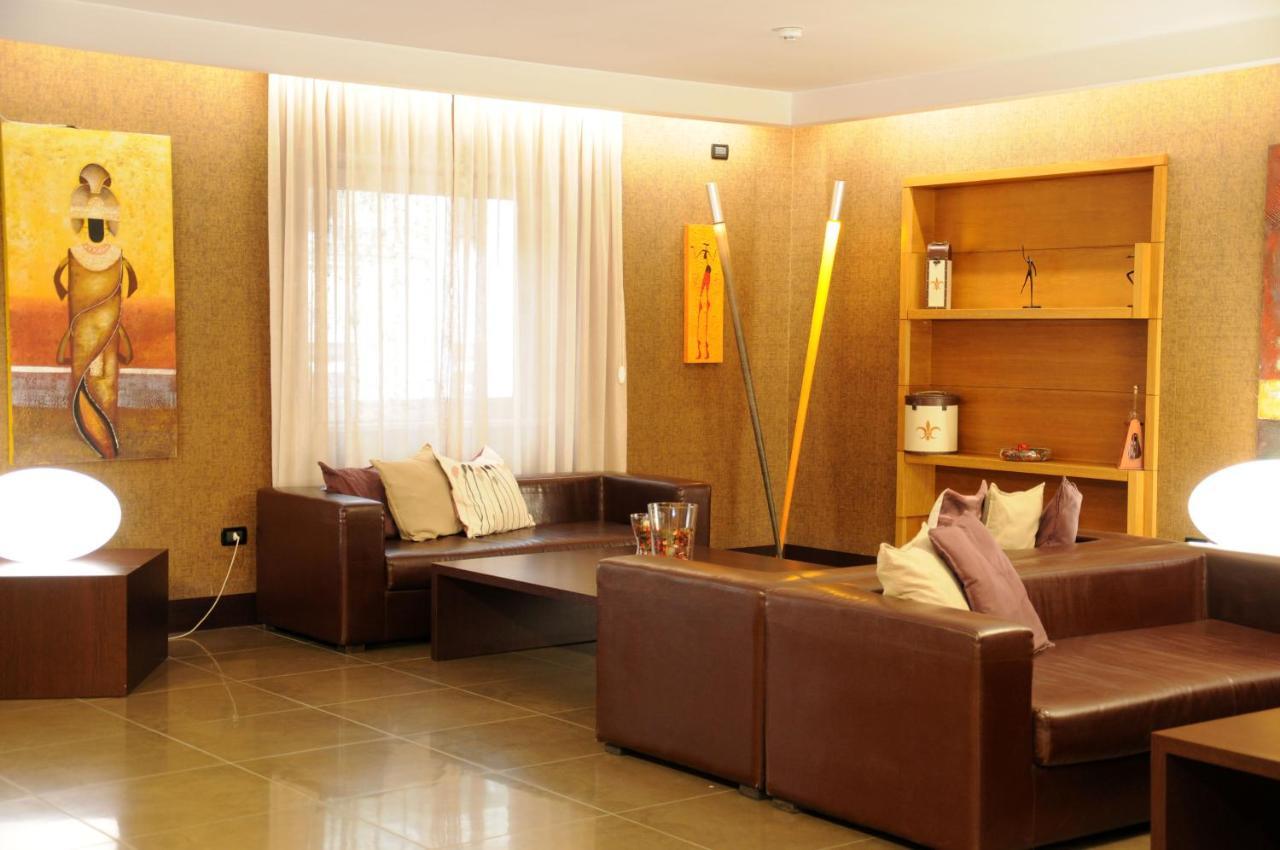 Hotel Fly Casoria Exterior foto