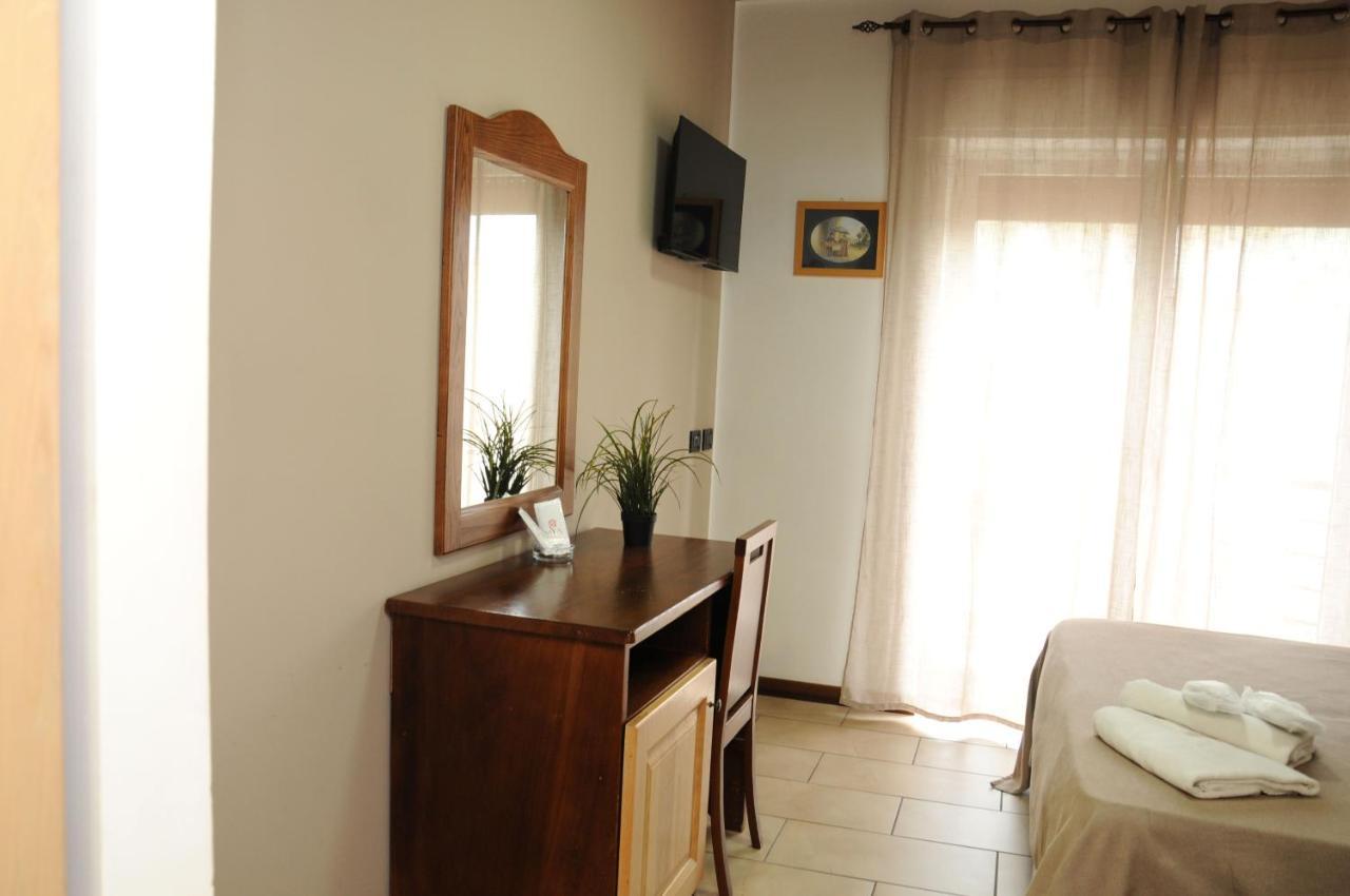 Hotel Fly Casoria Exterior foto
